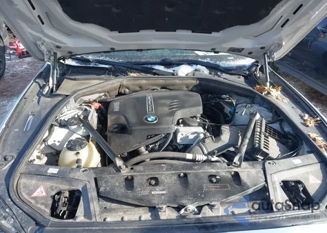 2012 BMW 528I xDrive z USA, uszkodzony, nr VIN WBAXH5C51CC595226